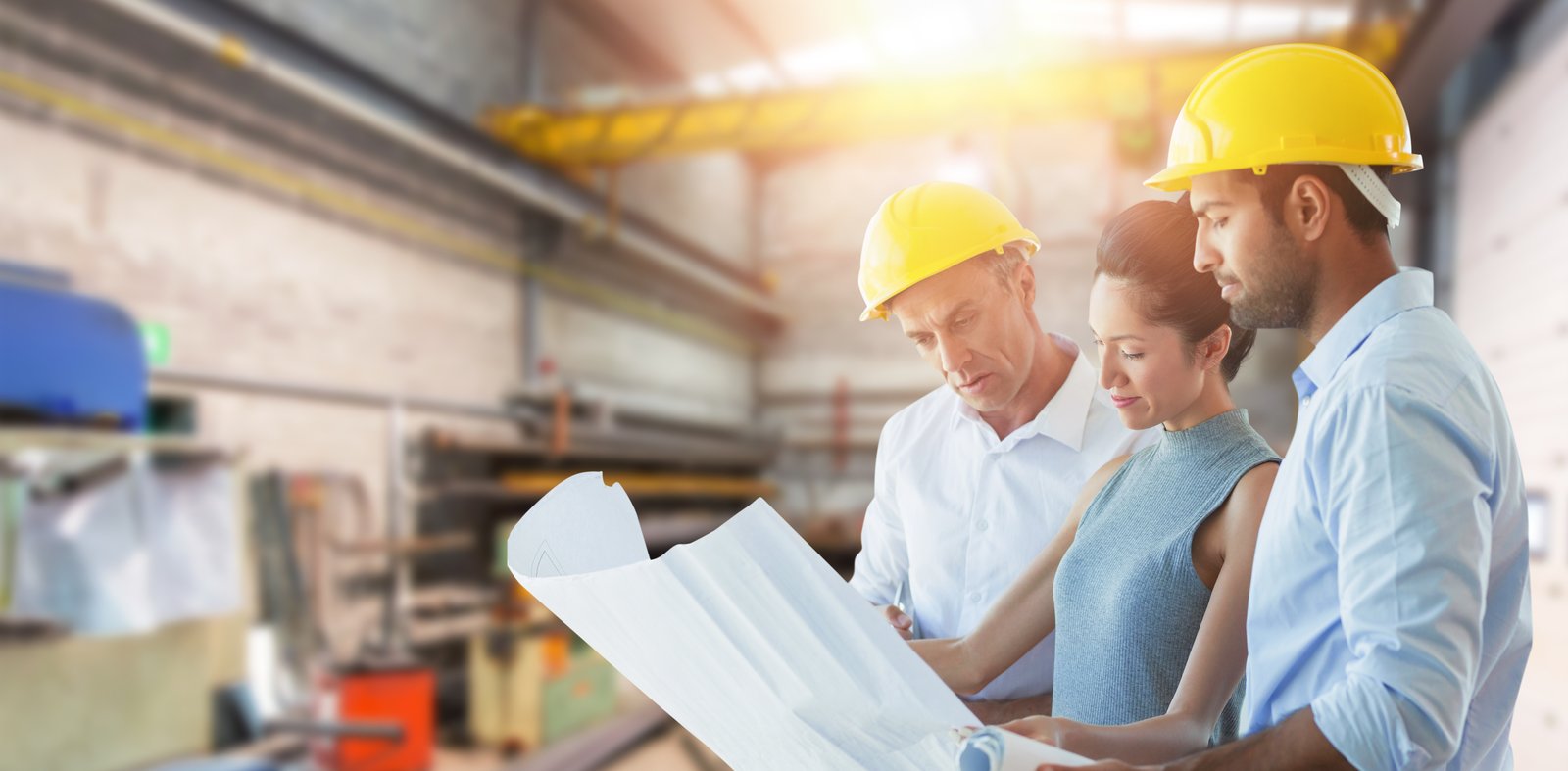 Equipe multidisciplinar coordenando projeto BIM